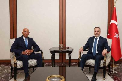 Bakan Fidan, ABD’nin Ankara Büyükelçisi Barrack’ı kabul etti