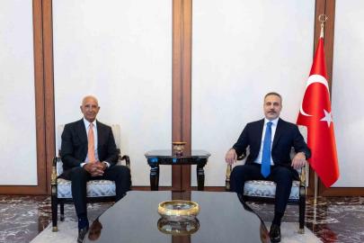 Bakan Fidan, ABD’nin Ankara Büyükelçisi Tom Barrack’ı kabul etti