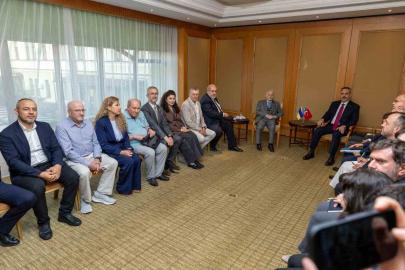 Bakan Fidan, Kırım Tatarlarının milli lideri Kırımoğlu ve KTMM Başkanı Çubarov ile bir araya geldi