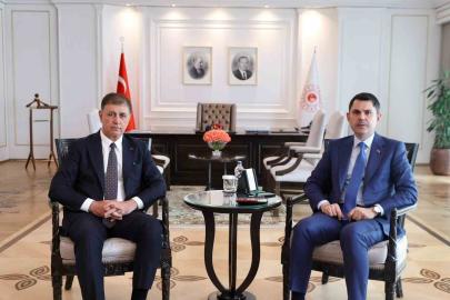 Bakan Kurum, İzmir Büyükşehir Belediye Başkanı Tugay’ı kabul etti