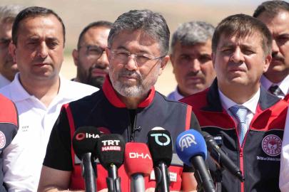 Bakan Yumaklı, "rüzgar bizden yana" diyerek açıkladı: "Tüm zamanların rekorunu kırıyoruz"