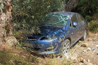 Bandırma Edincik’te tek taraflı trafik kazası: 2 kişi hafif yaralandı