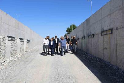 Başkan Büyükkılıç, DSİ-Yeni Sanayi Katlı Kavşağı Projesi’nde incelemelerde bulundu