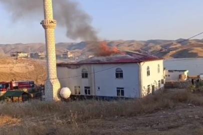 Batman’da caminin çatısında korkutan yangın