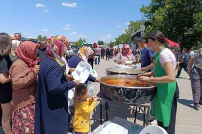 Bayramiç’te Mehmet Akif Ersoy hayırı ve etkinlikleri düzenledi