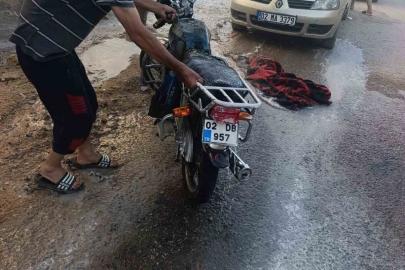 Besni’de motosiklet yangını korkuttu neden oldu