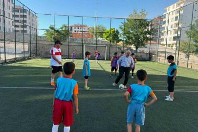 Besni’de Yaz Kur’an Kursları arası futbol turnuvası başladı