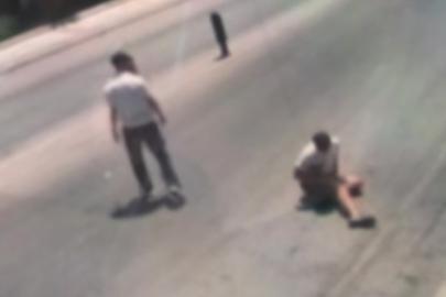 Bıçaklı saldırgan suç aletiyle birlikte teslim oldu