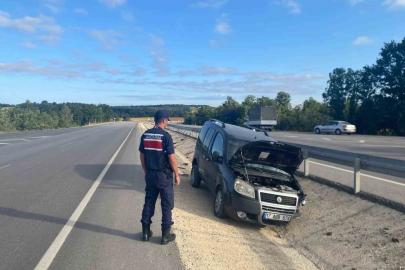 Bilecik’te meydana gelen trafik kazasında 3 kişi yaralandı