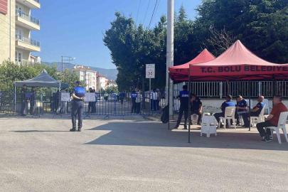 Bolu’daki "rüşvet ve irtikap" davasında zincir market ve ruhsat iddiaları ele alındı