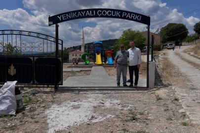 Boyabat’ta köy çocuklarına yeni oyun parkı