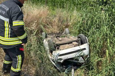 Burdur’da otomobil kanala düştü: 2 yaralı