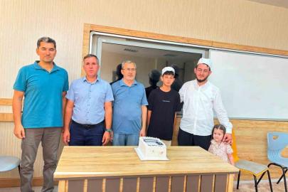 Burhaniye’de İmam Hatip Ortaokulu Kur’an Kursu ilk meyvesini verdi.
