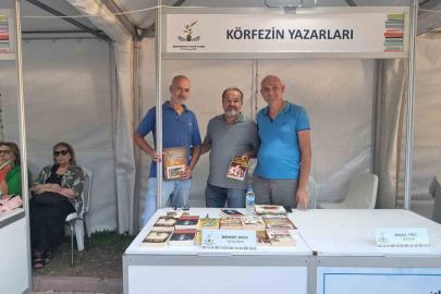 Burhaniye’de Tarihçi Yazar Bicik, okurları ile buluştu
