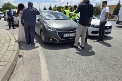 Bursa İnegöl’de otomobil motorsiklete çarptı:2 yaralı