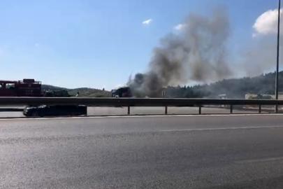 Bursa’da seyir halindeki tır alev topuna döndü