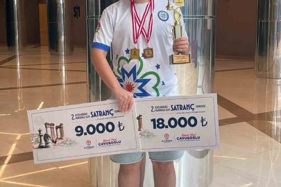 Büyükşehir sporcuları satrançta başarılarını sürdürüyor
