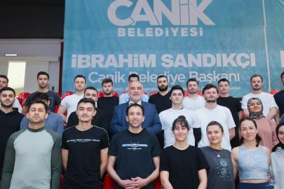 Canik’ten gençlere ücretsiz kurs desteği