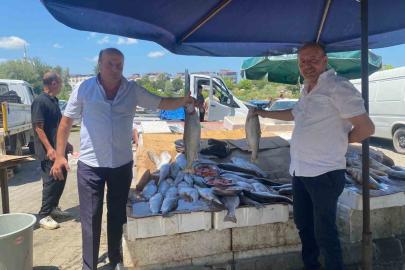 Çarşambalı balıkçı ikizler 40 yıldır aynı tezgahta
