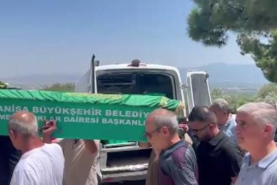 Cinayet kurbanı kız 17 yıl sonra toprağa verildi