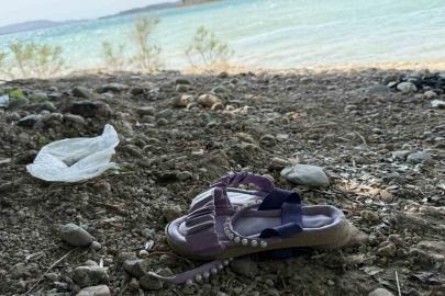 Çocuğunun terliğini almak için suya girdi, boğulup hayatını kaybetti