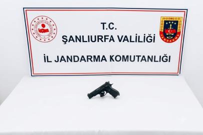 Damadın ateşlediği silahtan çıkan yorgun mermi vatandaşı yaraladı