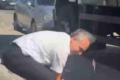 Deste deste paralar yola saçıldı, trafik tamamen durdu