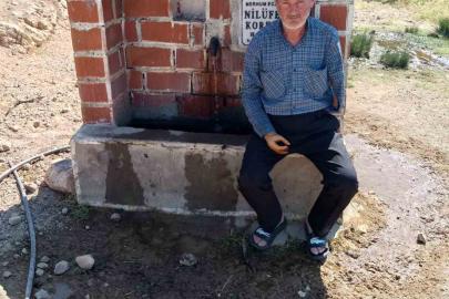 Doğup büyüdüğü köyüne 8 çeşme yaptırdı