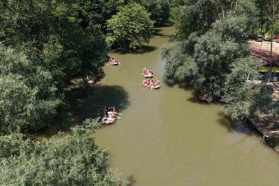 Düzce Belediyesi gençleri rafting ile buluşturdu