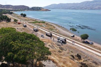 Elazığ Hazar Gölü çevresinde temizlik çalışması