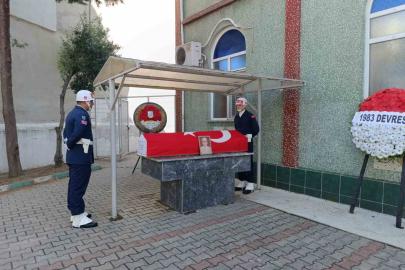 Emekli Binbaşı Özcan Yıldız’a askeri törenle veda