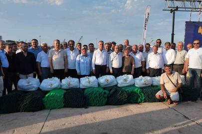 Erdemli’de balıkçılara ekipman desteği