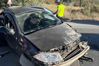 Erzincan’da trafik kazası: 3 yaralı