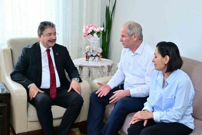 Eskişehir Valisi Yılmaz, 15 Temmuz gazilerini evlerinde ziyaret etti