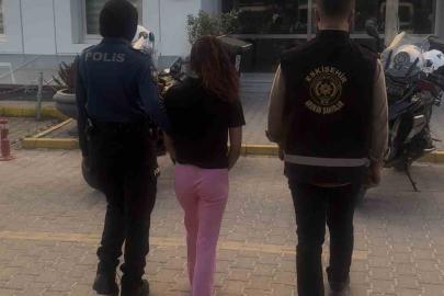 Eskişehir’de 49 yıl hapis cezası ile aranan şahıs yakalandı