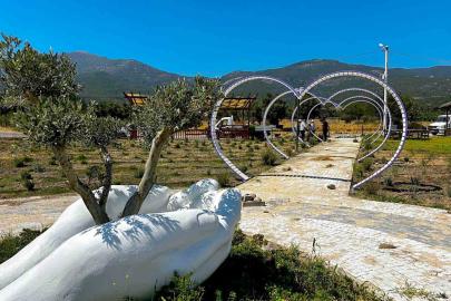 Fotoğraf tutkunları Söke’de lavanta bahçesine akın edecek