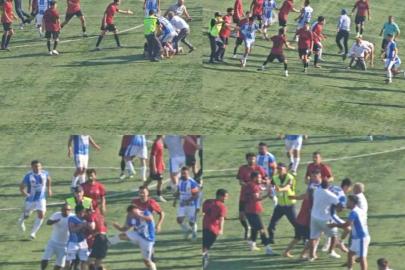 Futbol maçındaki kavga kameraya yansıdı