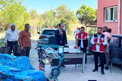 Gerger’de üreticilere yüzde 50 hibeli süt sağım makinesi desteği