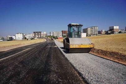 Hallaç: "Kahta’mızın her mahallesinde ulaşımı daha güvenli ve konforlu hale getiriyoruz"