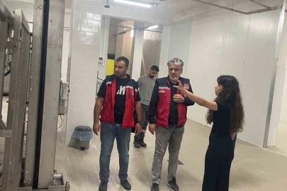 Hatay’da evcil hayvan yaş mama üretim tesisinde denetim gerçekleştirildi