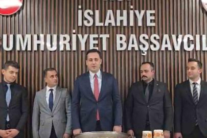 İslahiye Cumhuriyet Başsavcısından geleneksel aşure etkinliği