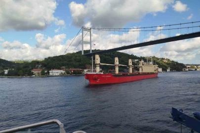 İstanbul Boğazı’nda gemi arızası nedeniyle trafik çift yönlü geçici olarak askıya alındı