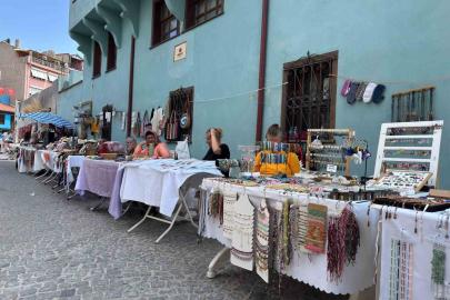 Kadın girişimciler geleneksel zanaatları modern tasarımlarla buluşturuyor