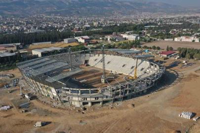 Kahramanmaraş Stadyumu’nun yüzde 50’si tamamlandı