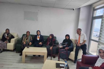 Kars Açık Kapı’dan huzurevi sakinlerine anlamlı ziyaret