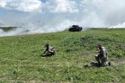Kars’ta Mehmetçikten güç gösterisi: 14’üncü Mekanize Piyade Tugayı’ndan nefes kesen tatbikat