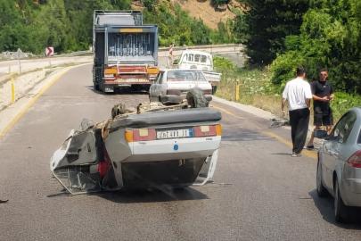 Kastamonu’da iki otomobil çarpıştı: 3 yaralı