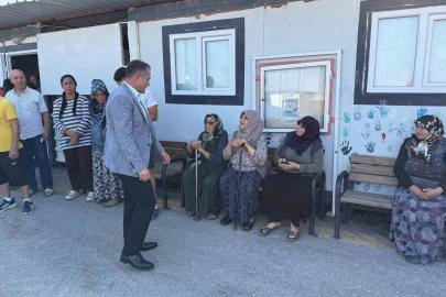Kaymakam Akdaş, konteyner kentte yaşayan vatandaşlarla bir araya geldi