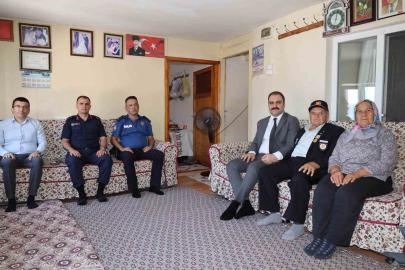 Kaymakam Battal, şehit ailesi ve gaziyi yalnız bırakmadı