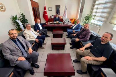 Kayseri Devlet Hastanesi’nde sağlık hizmetleri ile sanayi kuruluşları arasındaki iş birliği görüşüldü